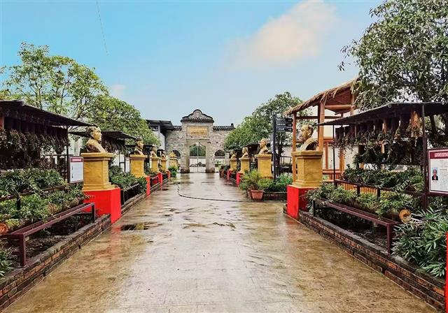 bb3d0c2f3d7dead0f1de27cf25b8a467_85b812d26a3249239fb60b67e6f3f681_wh640x448