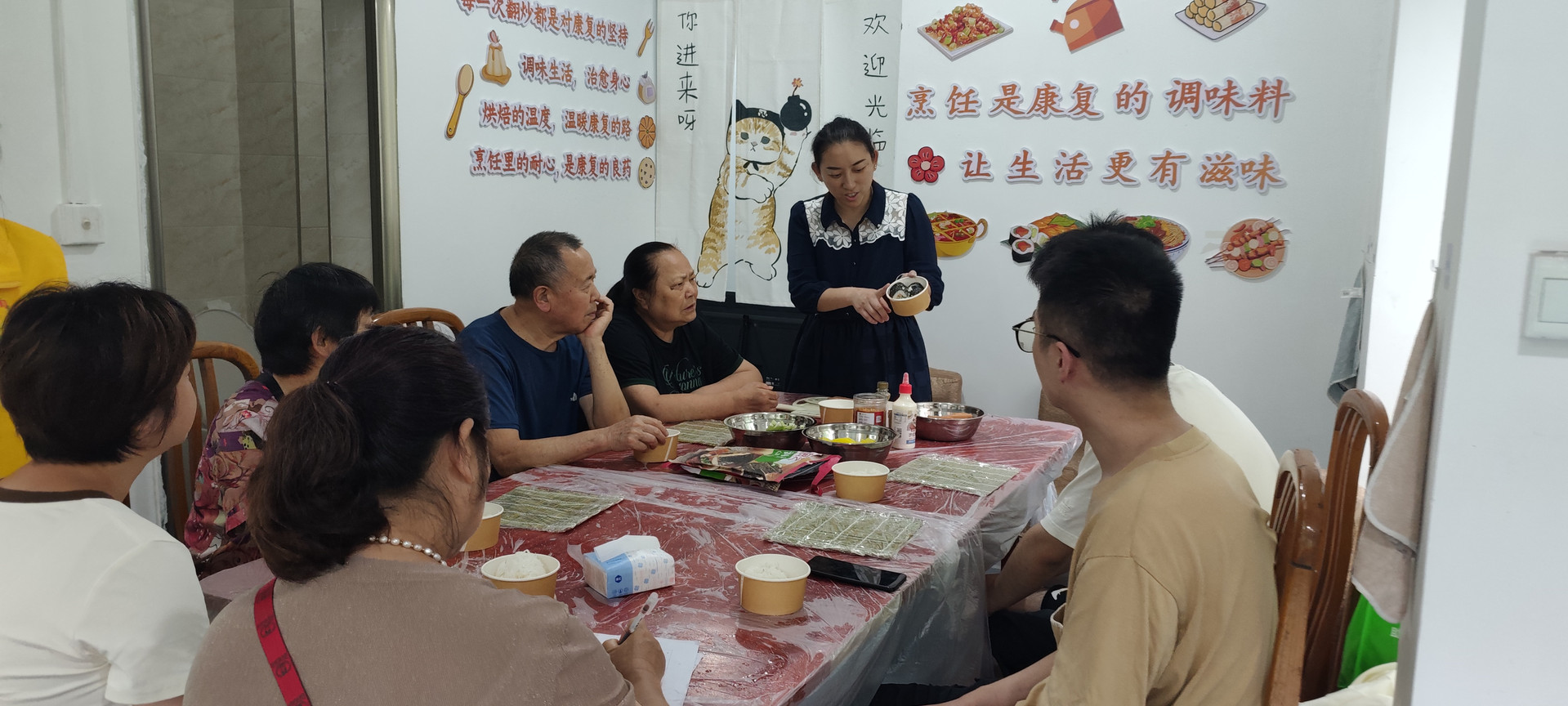 大渡口区：一份饭团搭起“连心桥”，这场手工活动让残健融合更有温度图片